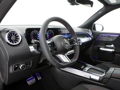 Mercedes GLB - foto 11