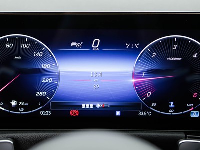 Mercedes GLB - foto 15