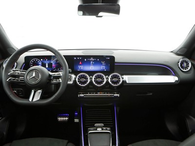 Mercedes GLB - foto 9