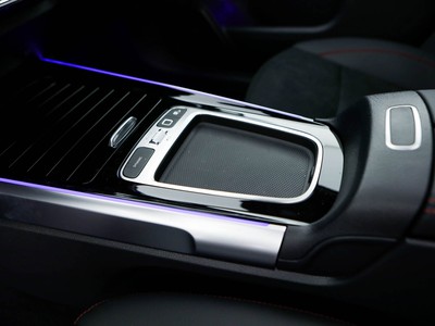 Mercedes GLB - foto 19