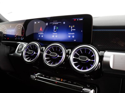 Mercedes GLB - foto 19