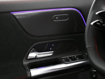 Mercedes GLA - foto 18