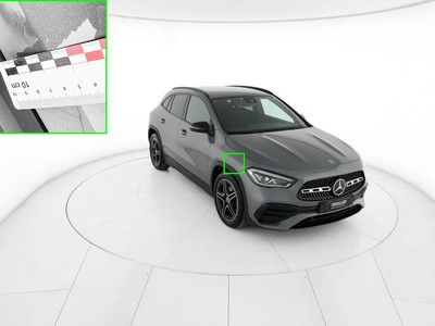 Apri le immagini dei danni