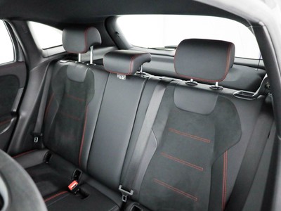 Mercedes GLA - foto 17