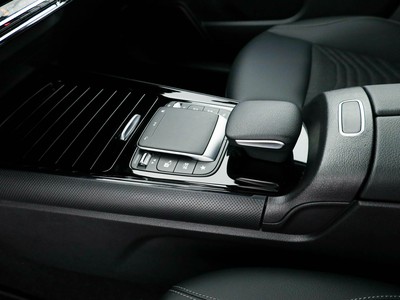 Mercedes GLA - foto 18