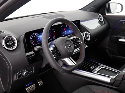 Mercedes GLA - foto 11