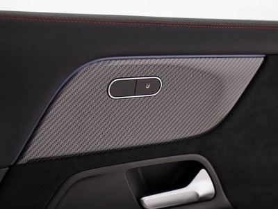 Mercedes GLA - foto 18