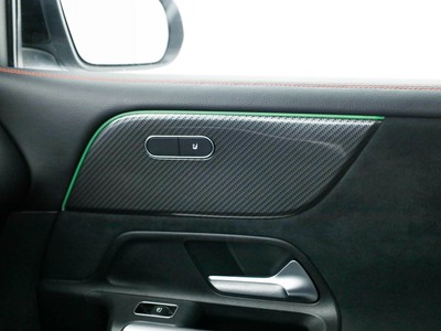 Mercedes GLB - foto 18