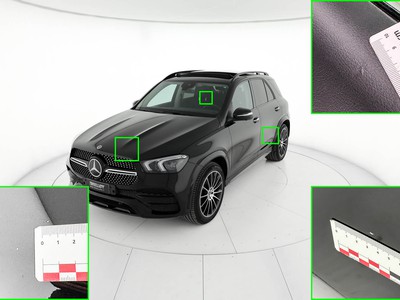 Apri le immagini dei danni