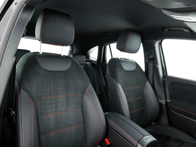 Mercedes GLA - foto 12