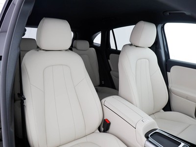 Mercedes GLA - foto 12