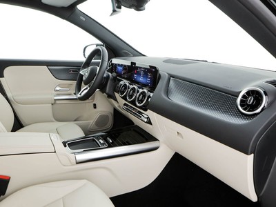 Mercedes GLA - foto 10