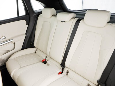 Mercedes GLA - foto 14