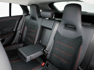 Mercedes CLA Shooting Brake - foto 14