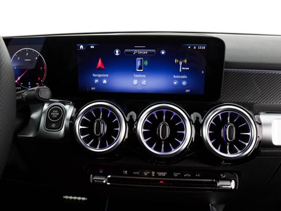 Mercedes GLB - foto 16