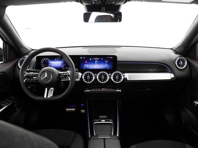 Mercedes GLB - foto 9