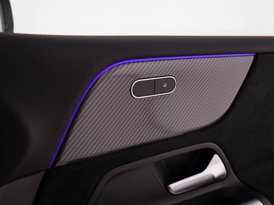 Mercedes GLB - foto 19