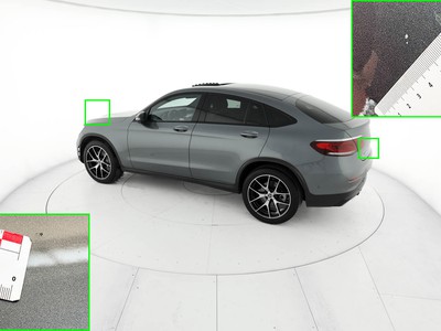 Apri le immagini dei danni