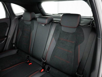 Mercedes GLA - foto 14