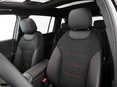 Mercedes GLB - foto 13