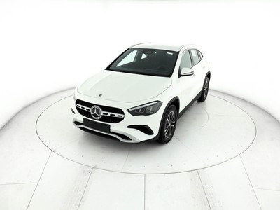 Mercedes GLA 180 d advanced auto  diesel bianco