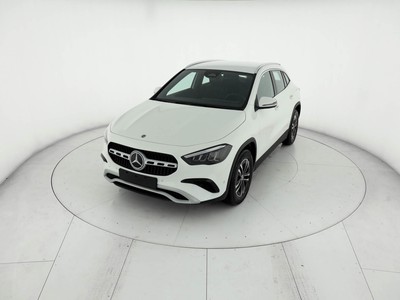 Mercedes GLA 180 d advanced auto  diesel bianco