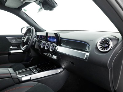 Mercedes GLB - foto 10