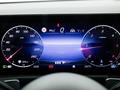 Mercedes GLB - foto 15