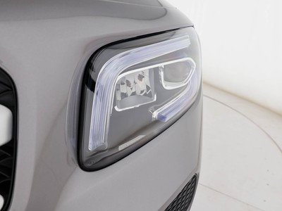 Mercedes GLB - foto 8