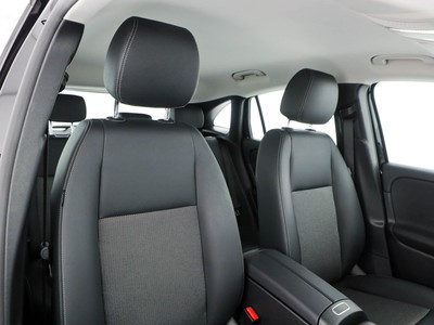 Mercedes GLA - foto 12