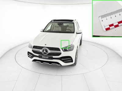 Apri le immagini dei danni