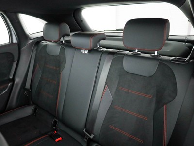 Mercedes GLA - foto 14