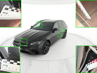 Apri le immagini dei danni