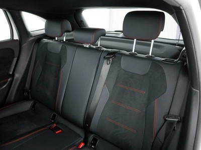 Mercedes GLA - foto 14