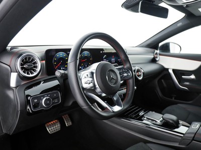 Mercedes CLA Shooting Brake - foto 11