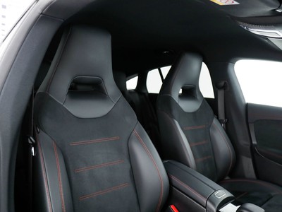 Mercedes CLA Shooting Brake - foto 12