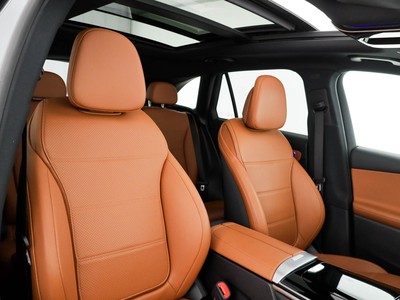 Mercedes GLC - foto 12