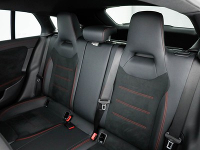 Mercedes CLA Shooting Brake - foto 14