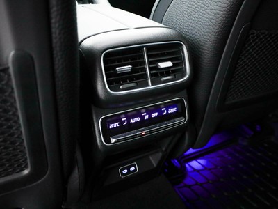 Mercedes GLS - foto 22