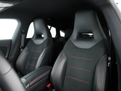 Mercedes CLA Shooting Brake - foto 13