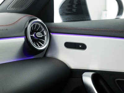 Mercedes CLA Shooting Brake - foto 18