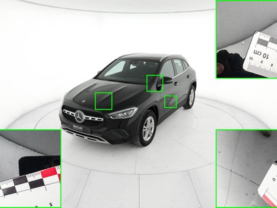 Apri le immagini dei danni