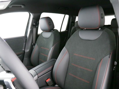 Mercedes GLB - foto 13