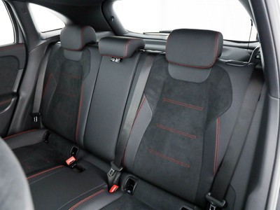 Mercedes GLA - foto 14