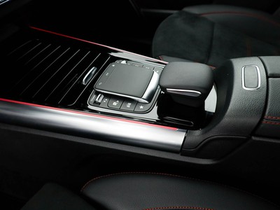 Mercedes GLA - foto 18