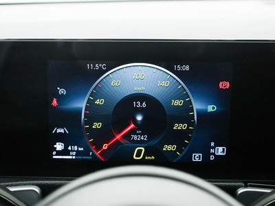 Mercedes GLB - foto 15