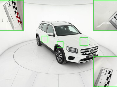 Apri le immagini dei danni