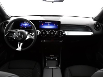 Mercedes GLB - foto 9