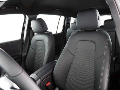 Mercedes GLB - foto 13