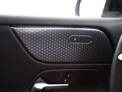 Mercedes GLB - foto 16